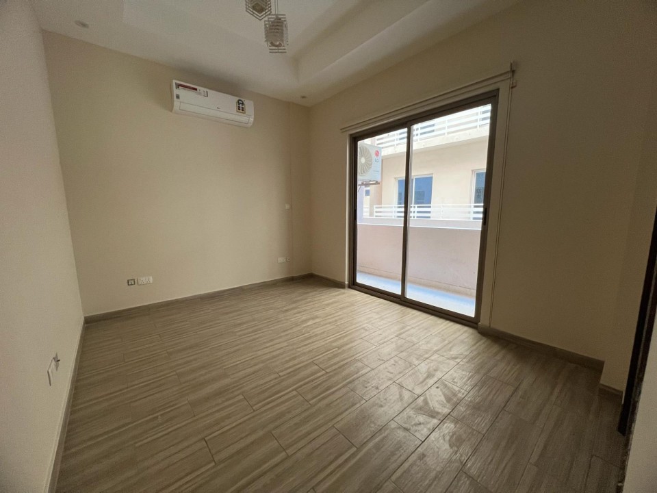 property 116 image 0