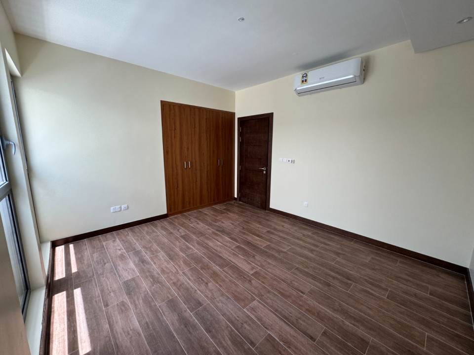 property 137 image 1