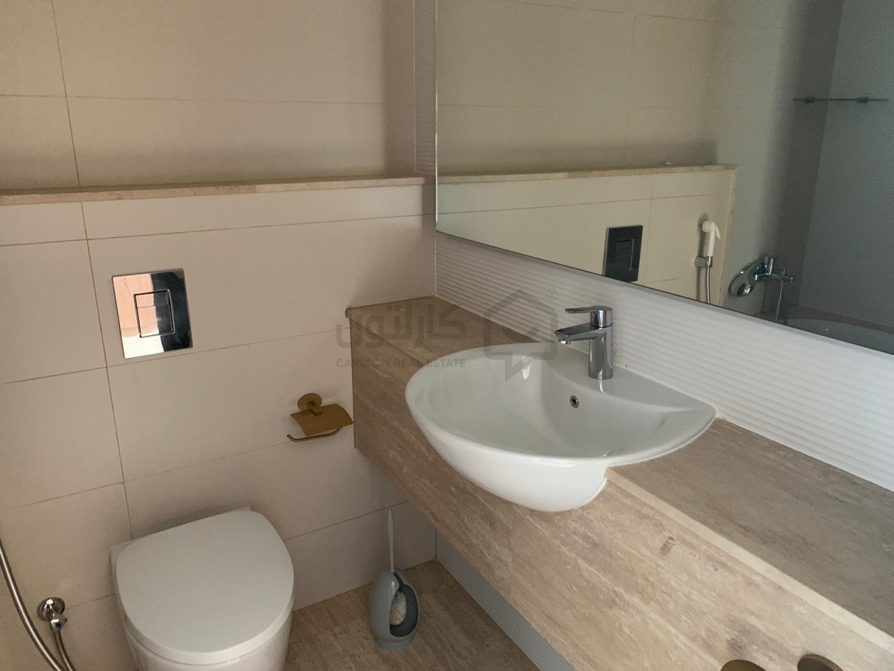 property 1381 image 2