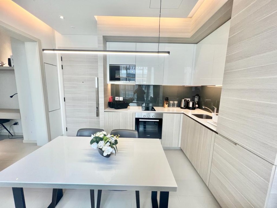 property 37 image 0