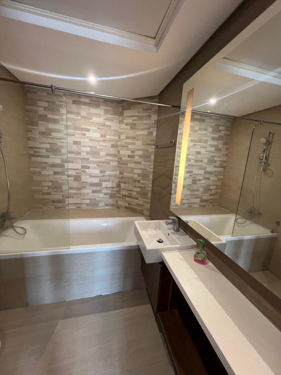 property 3963 image 3