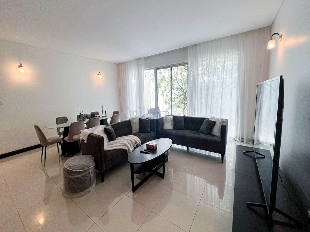 property 3984 image 0