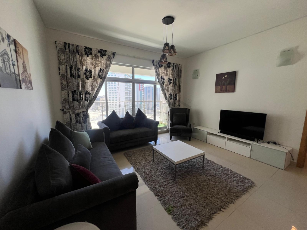 property 3988 image 0