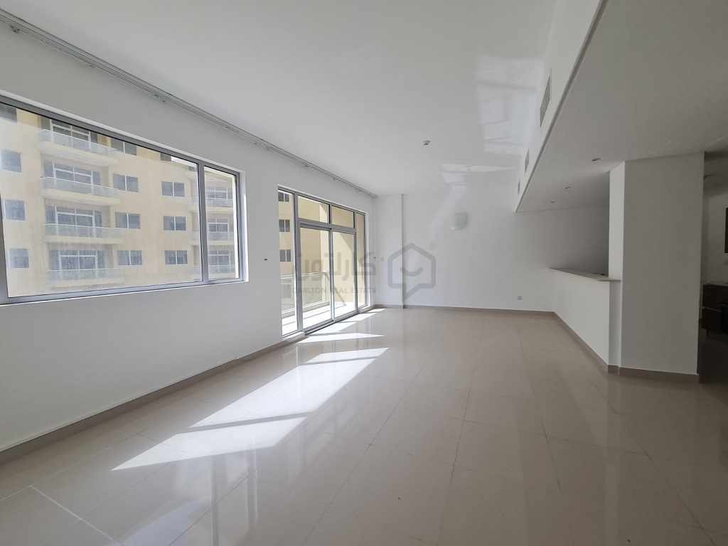 property 3993 image 0