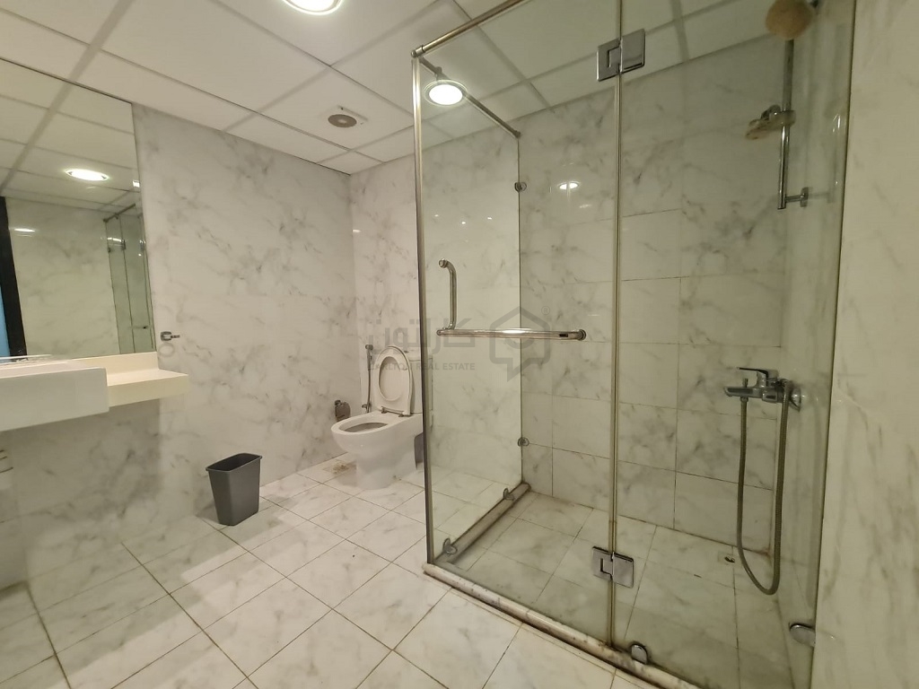 property 4040 image 4
