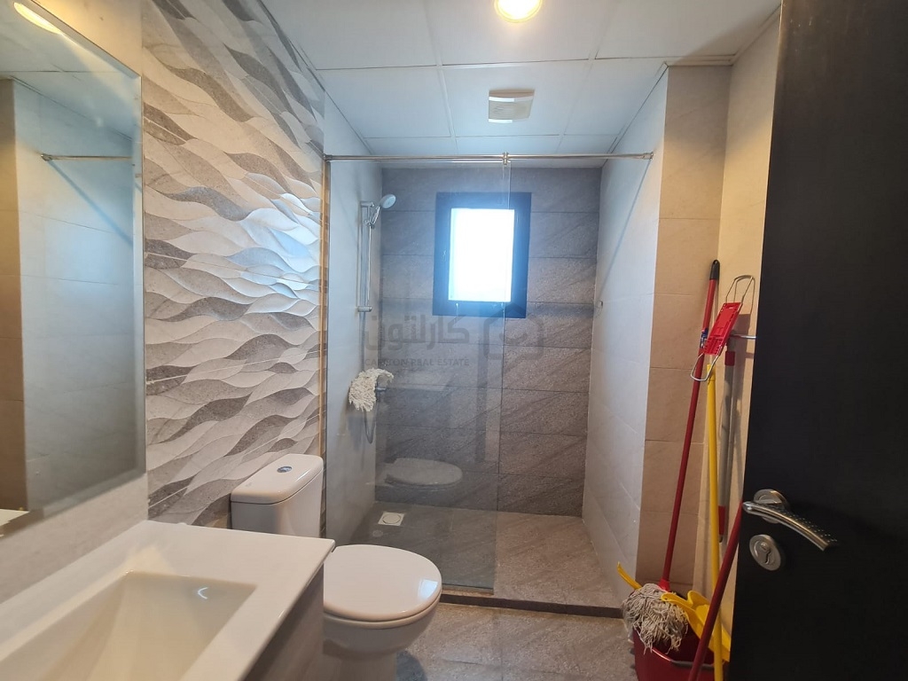 property 4056 image 4