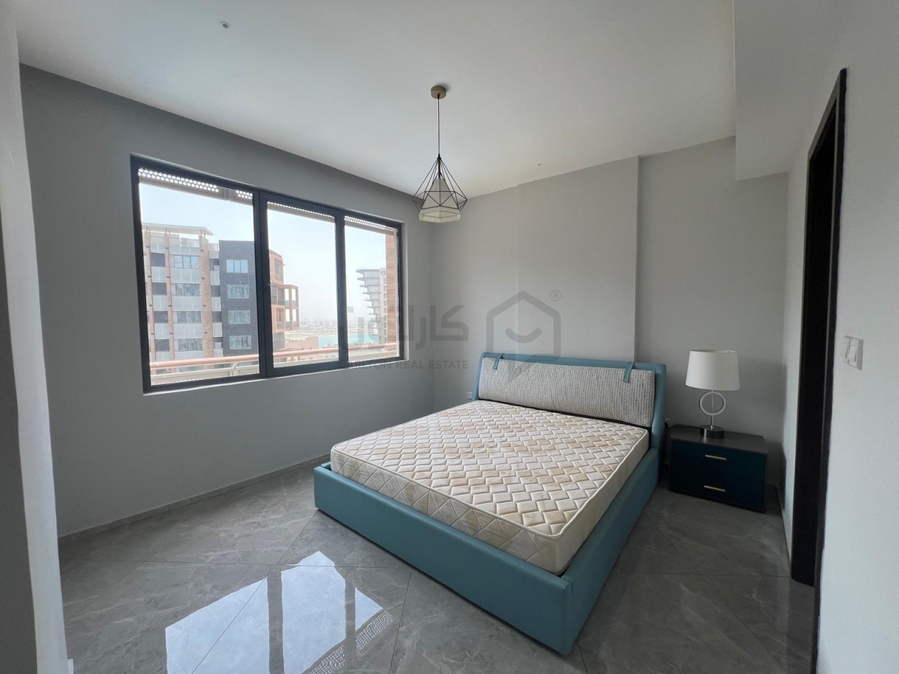 property 4060 image 1