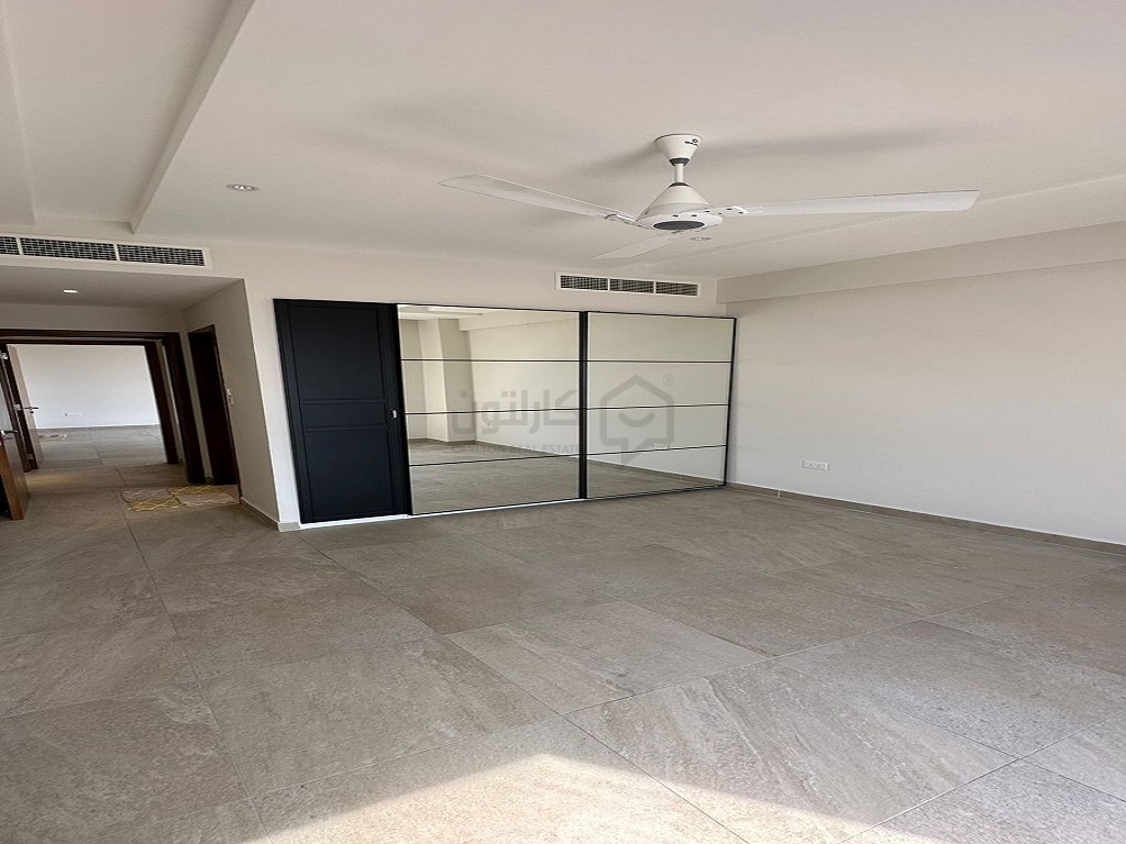 property 4132 image 4