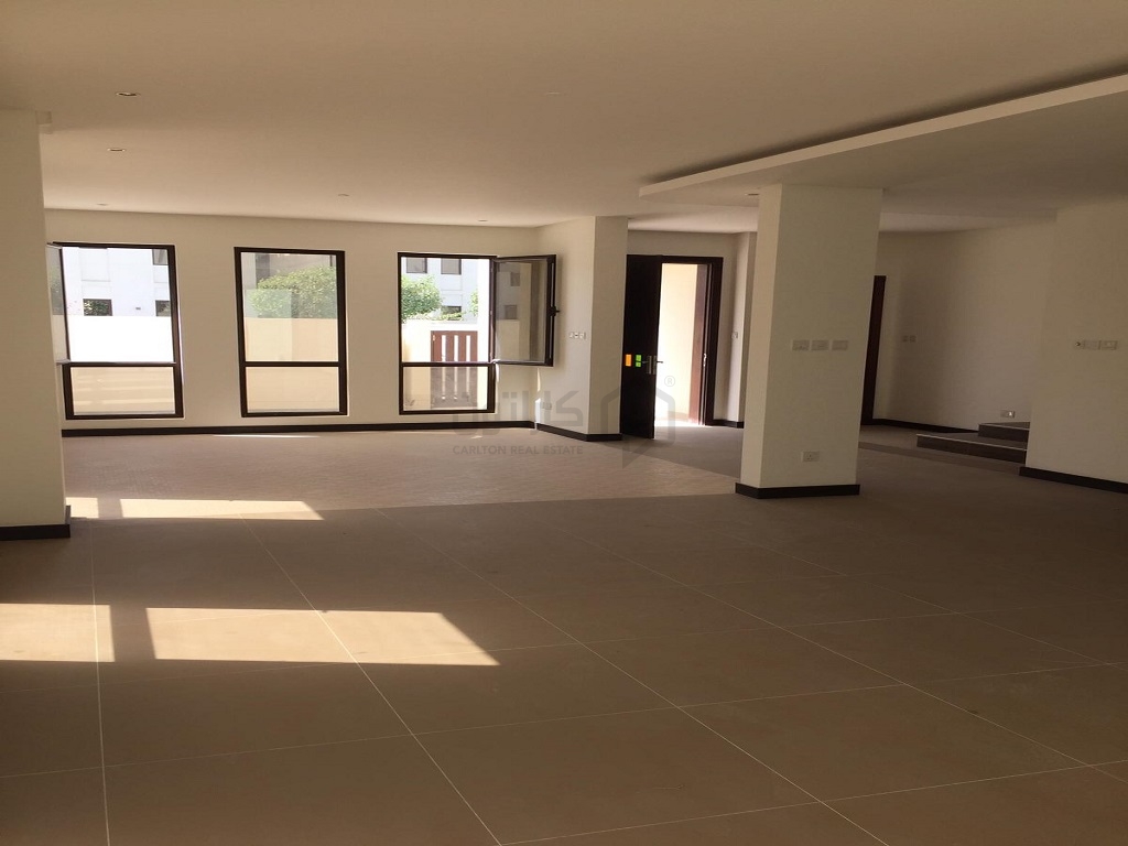 property 4260 image 1