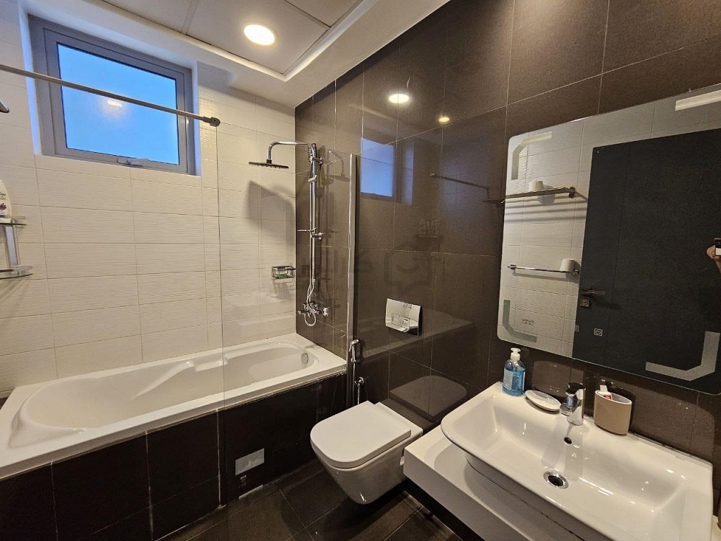 property 4262 image 3