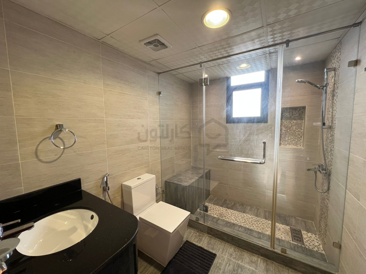 property 4275 image 8