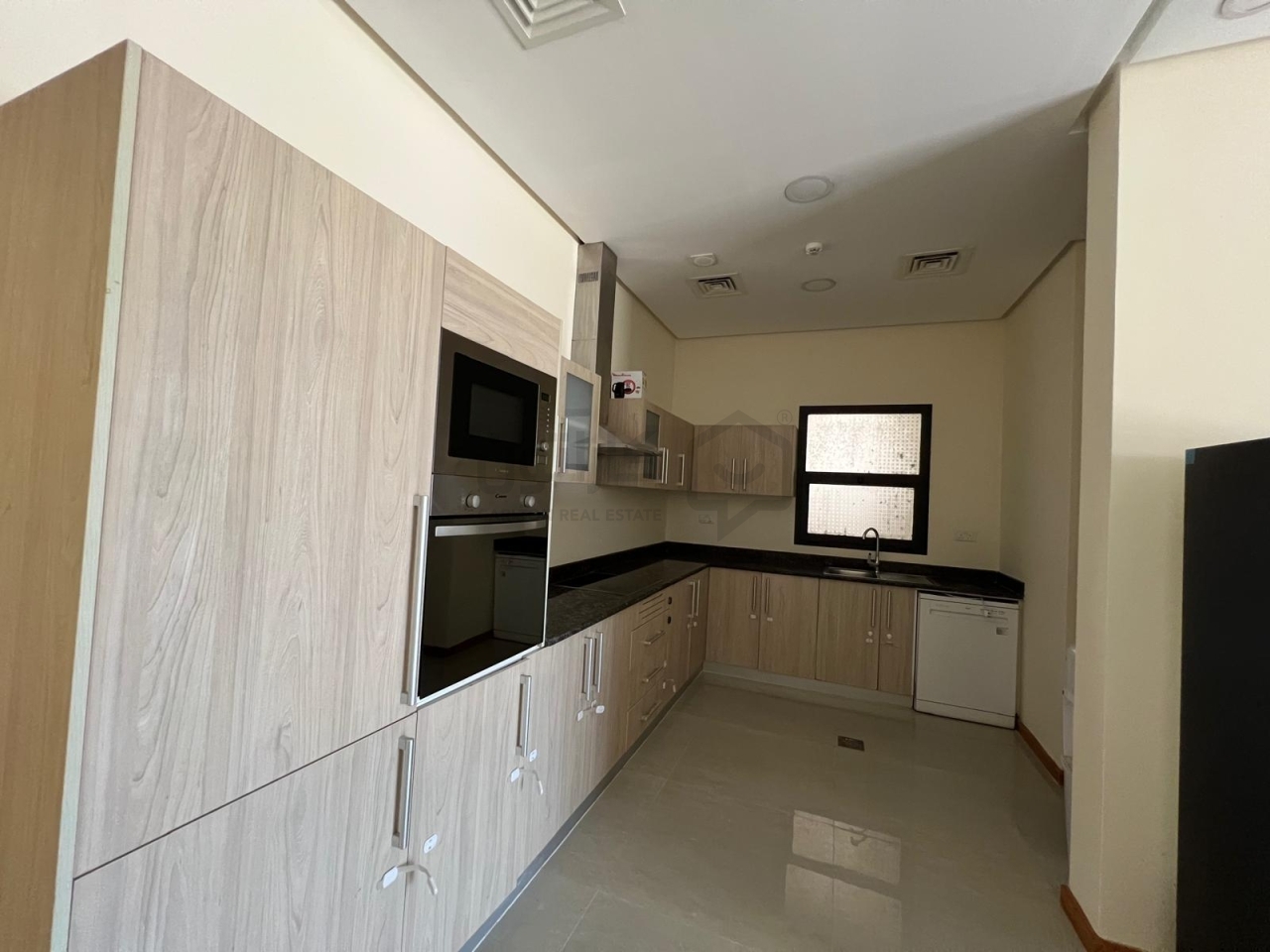property 4276 image 4