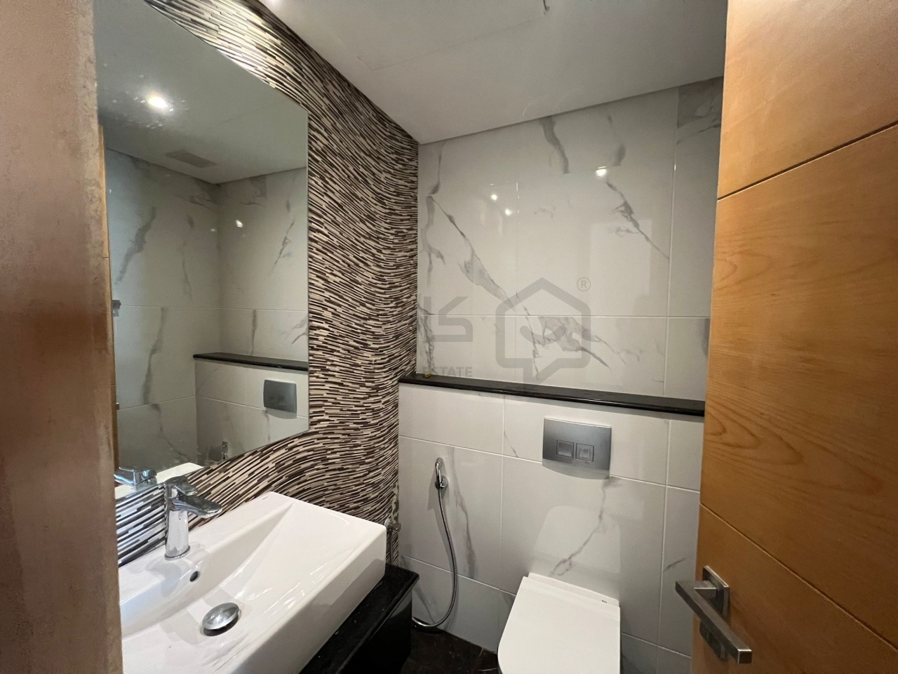 property 4306 image 1