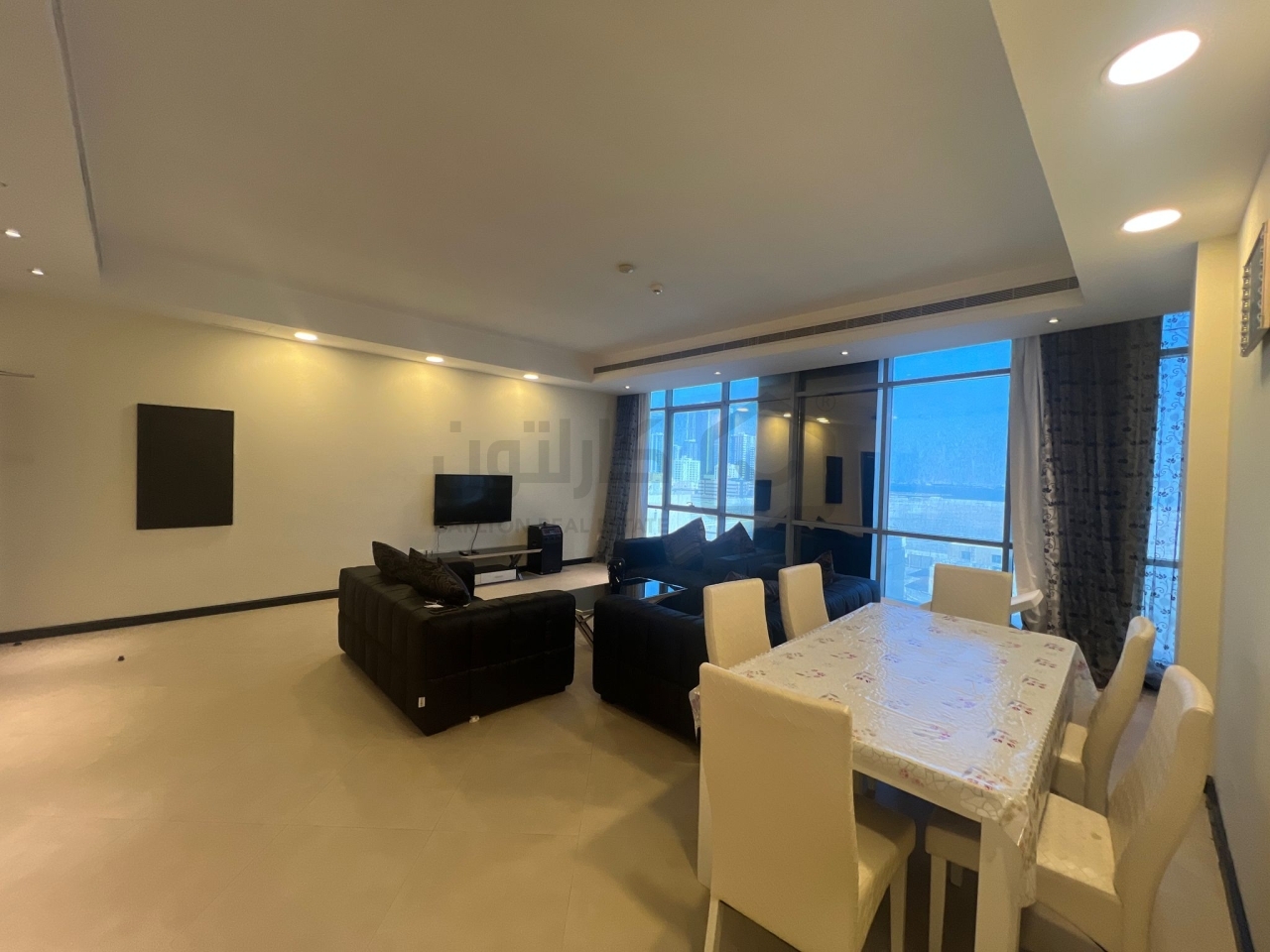 property 4319 image 0