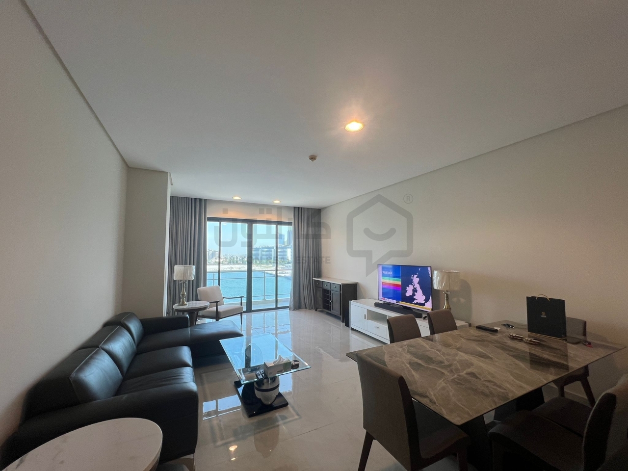 property 4352 image 0
