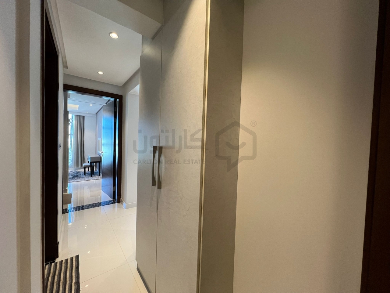 property 4386 image 0