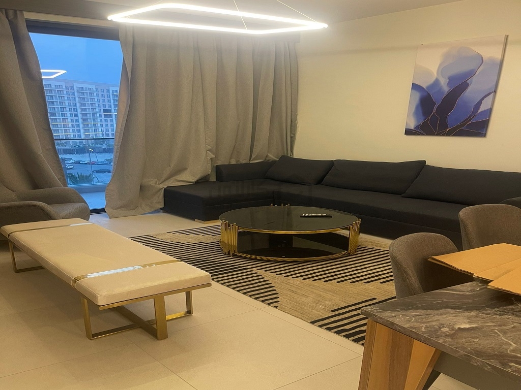 property 4393 image 0