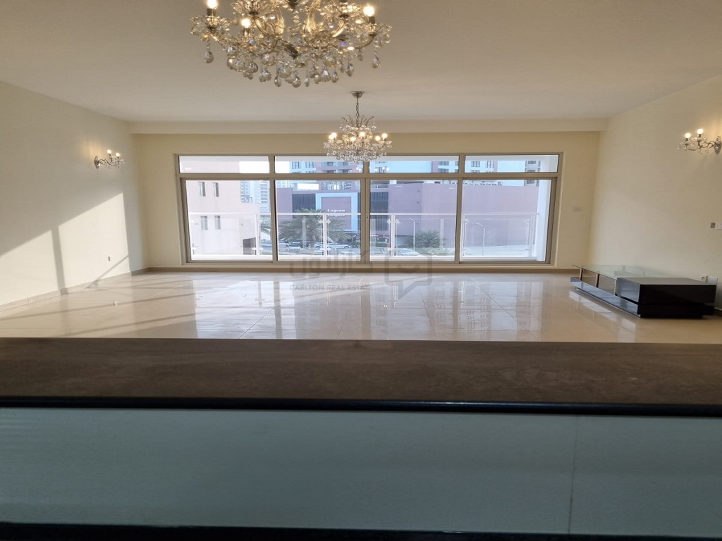 property 4395 image 0