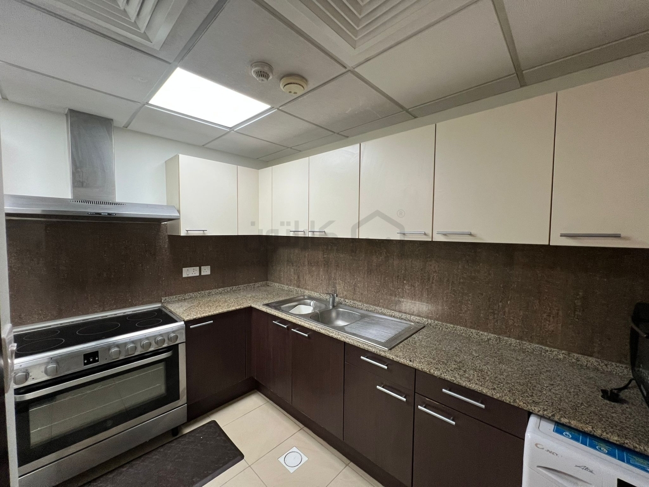 property 4421 image 8