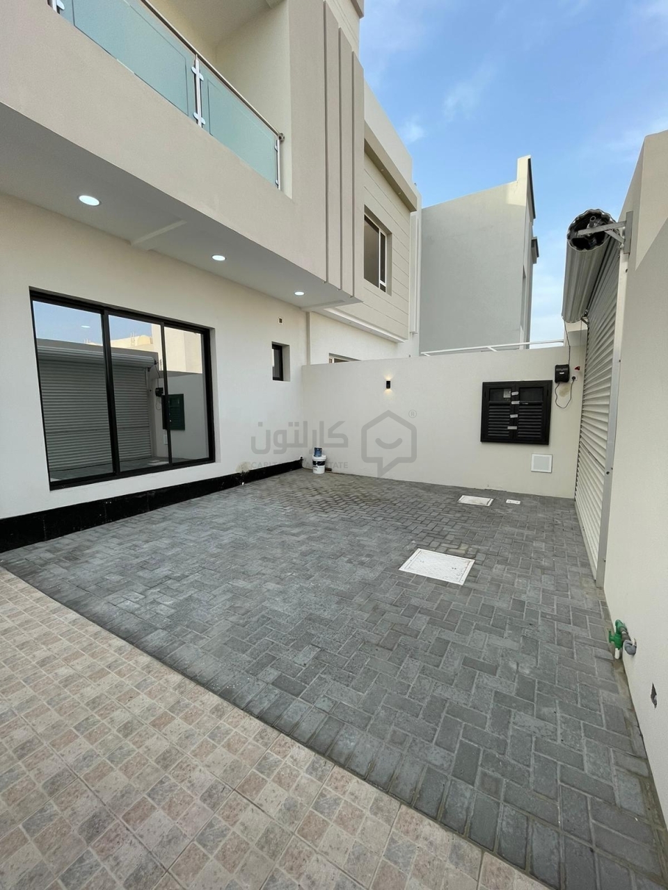property 4432 image 0