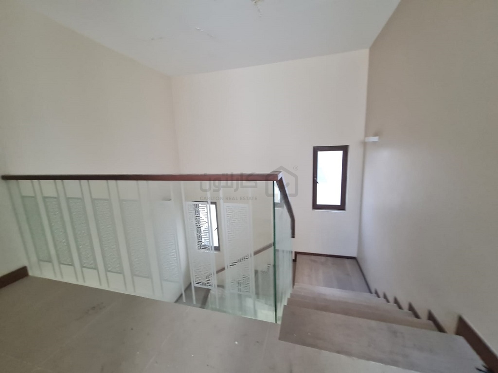 property 446 image 1