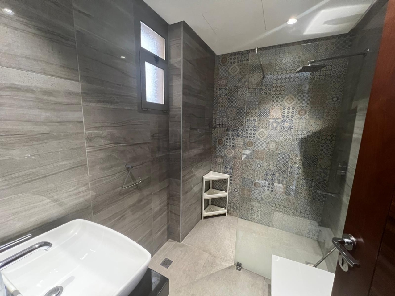 property 4486 image 13