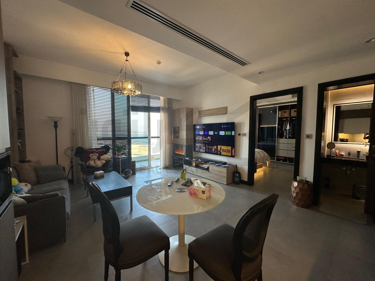 property 4487 image 0