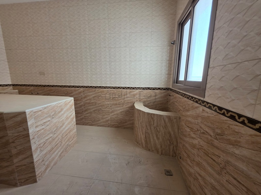 property 4523 image 3
