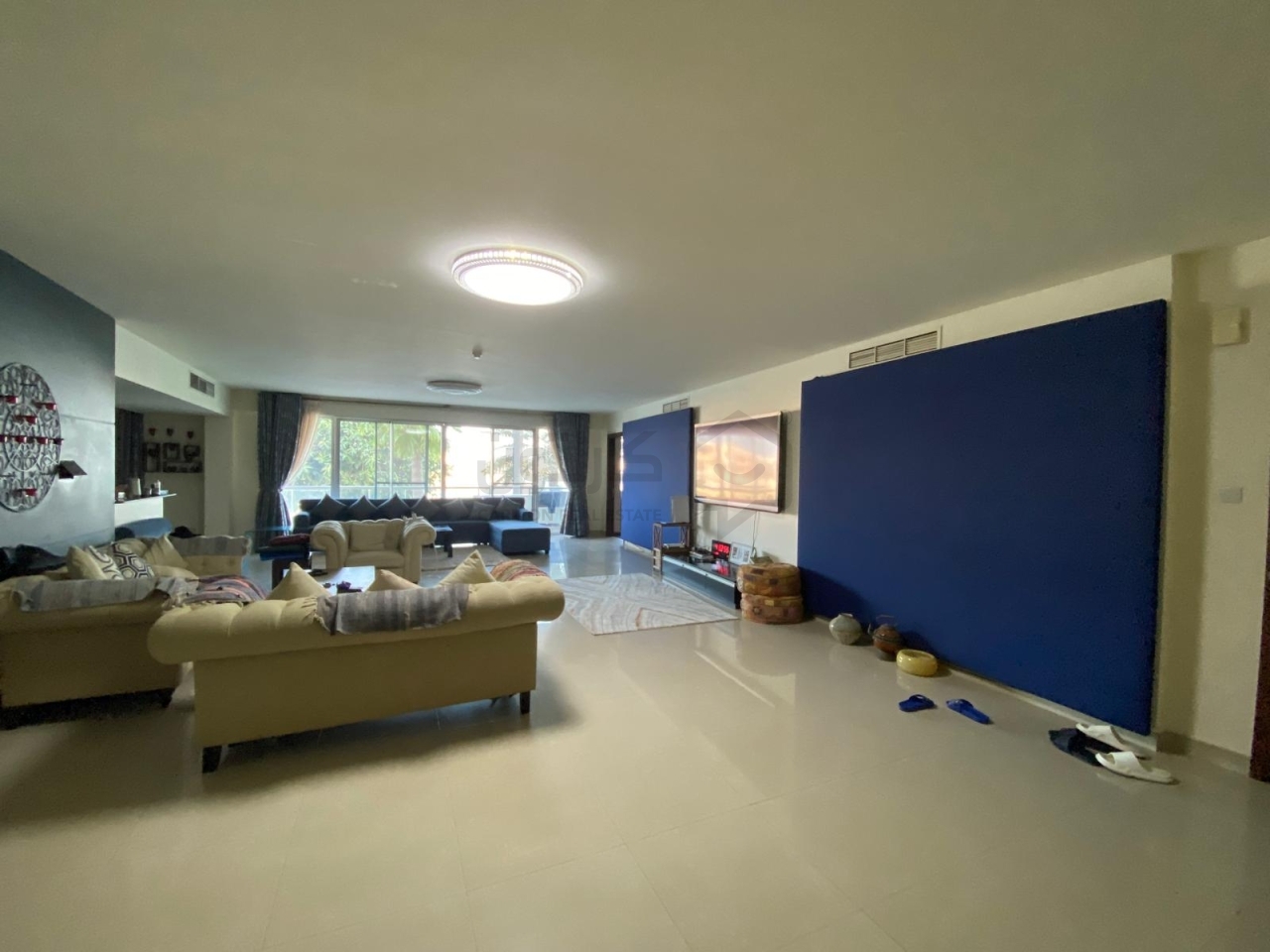 property 4526 image 0