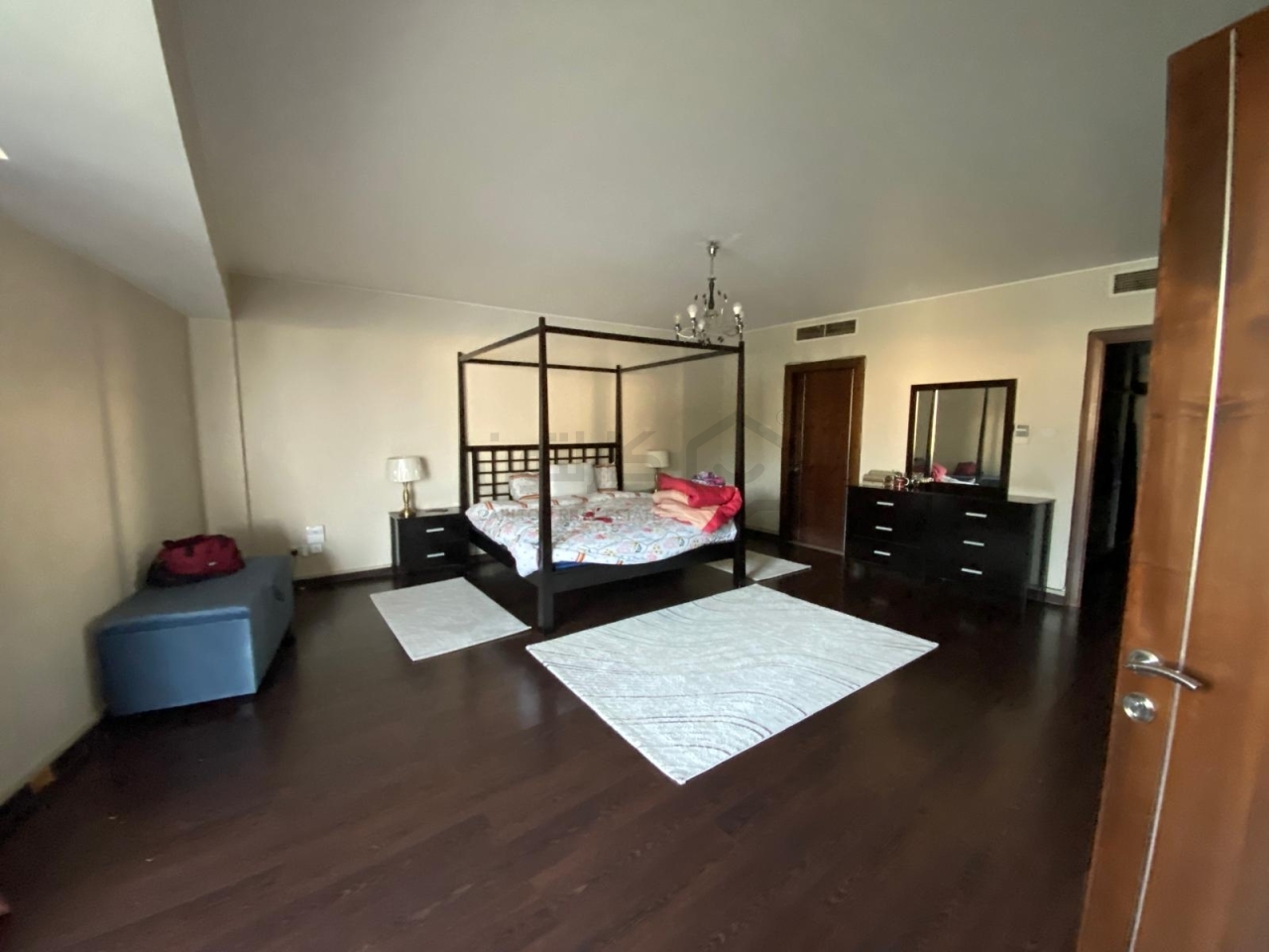 property 4526 image 3