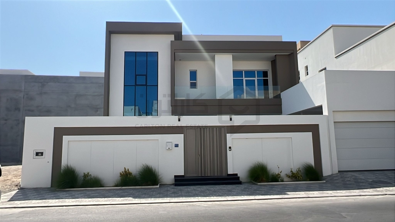 property 4558 image 0