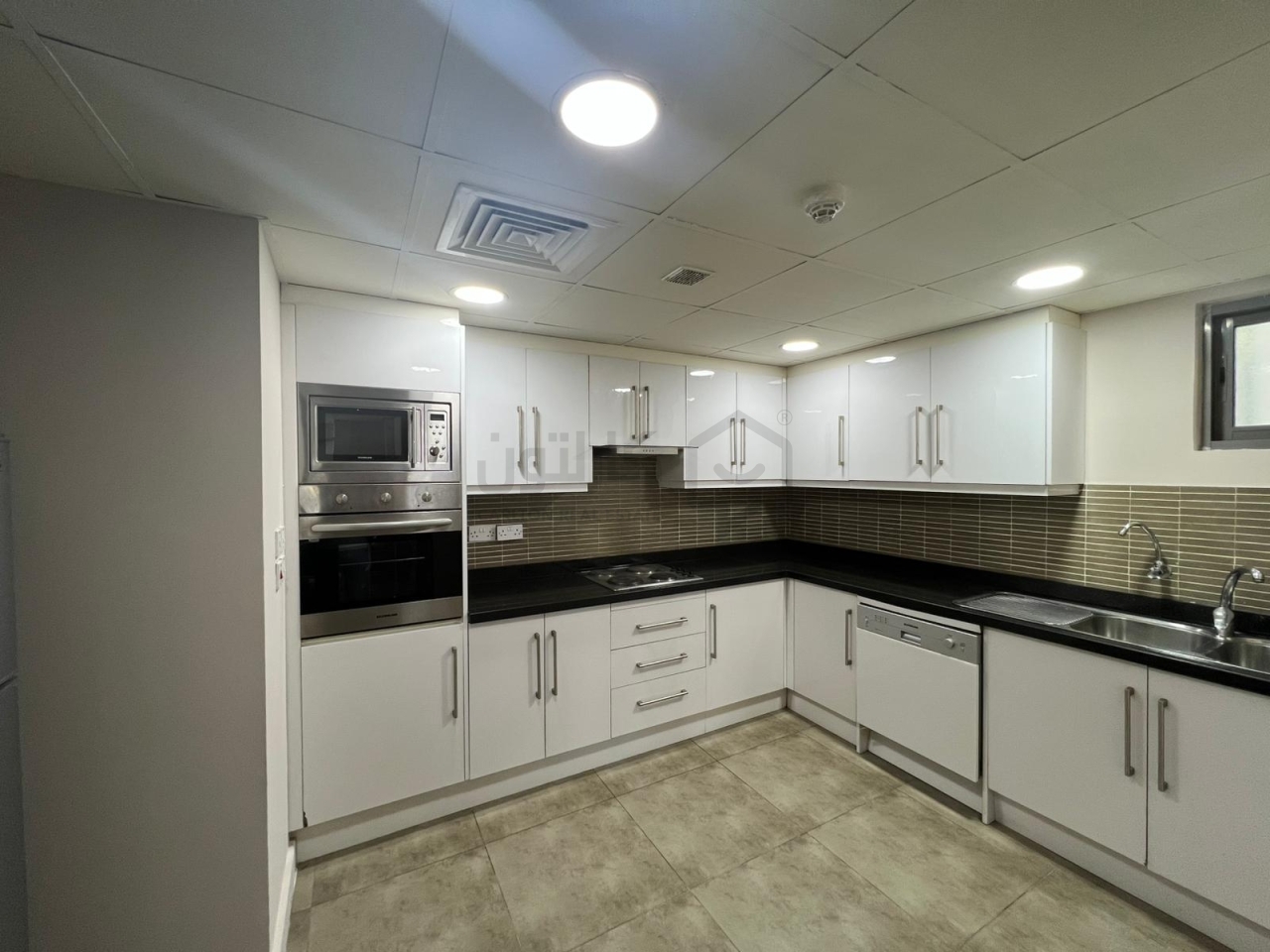 property 4619 image 7
