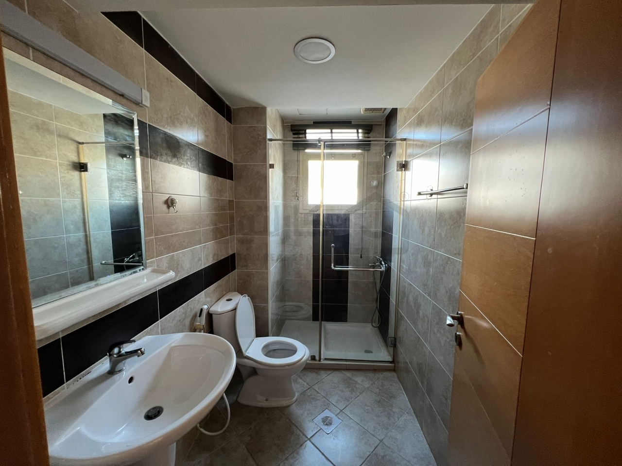 property 4621 image 7