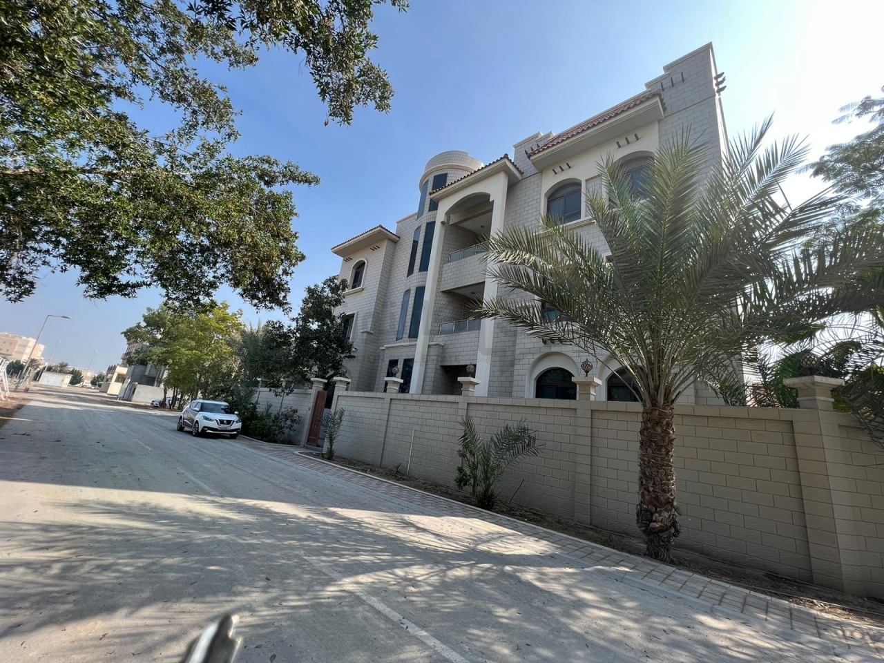 property 4661 image 0