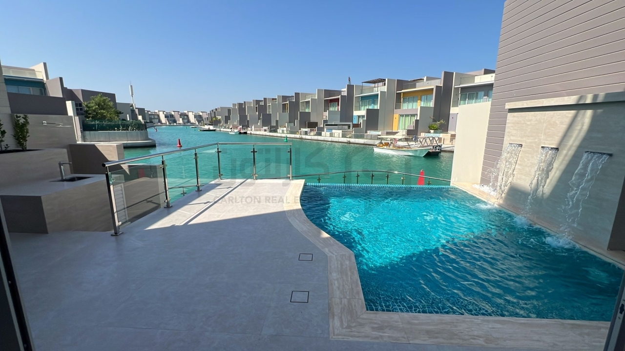 property 4676 image 0