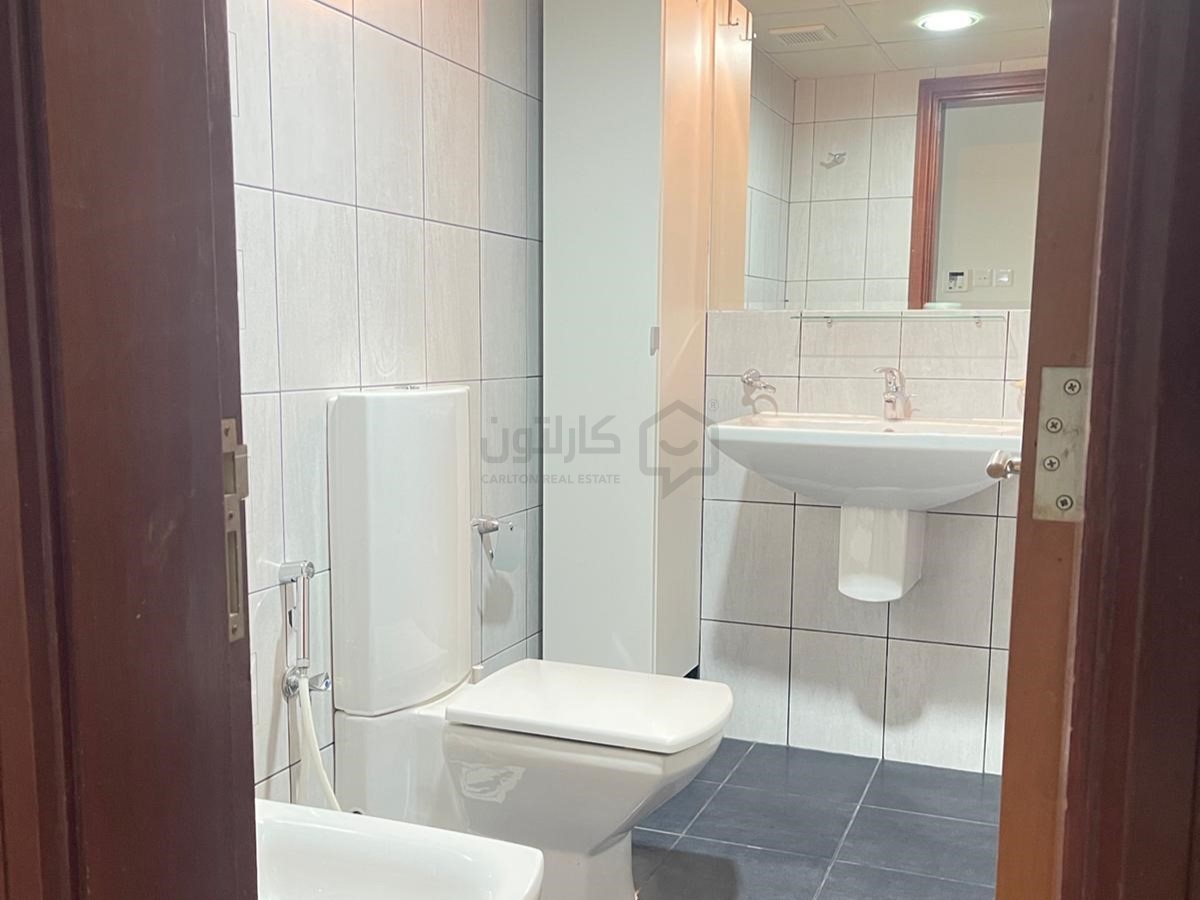 property 4683 image 0