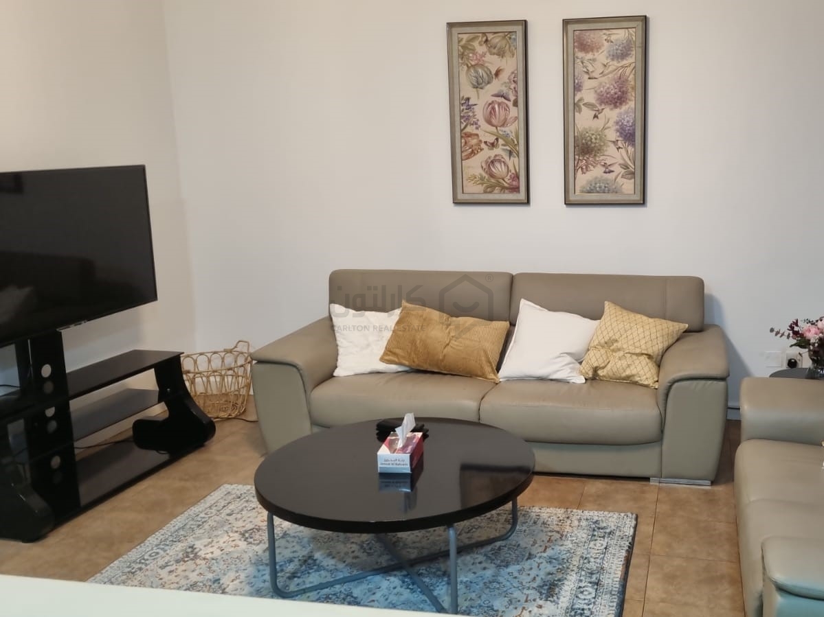 property 4722 image 0