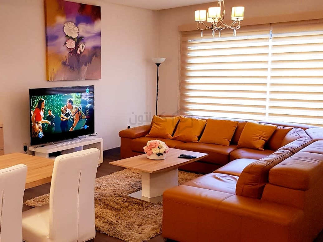 property 4727 image 0