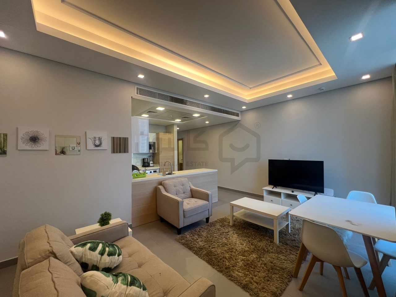 property 4737 image 0