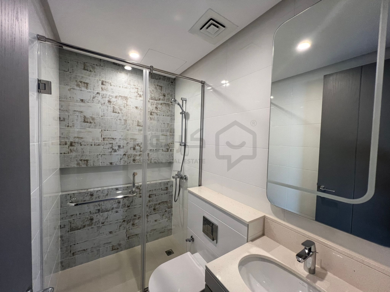 property 4740 image 3