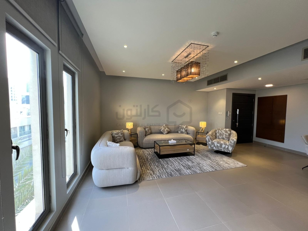 property 4760 image 0