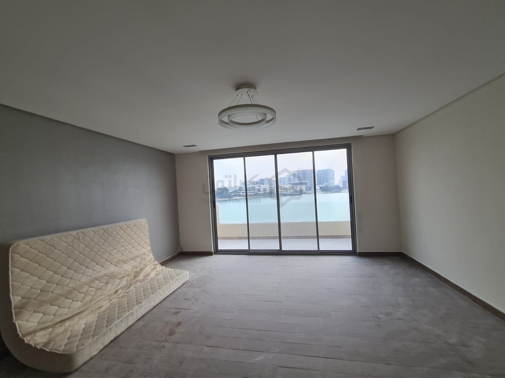 property 477 image 1