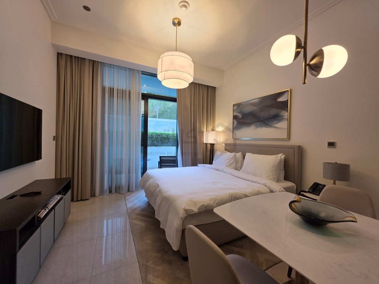 property 4823 image 0