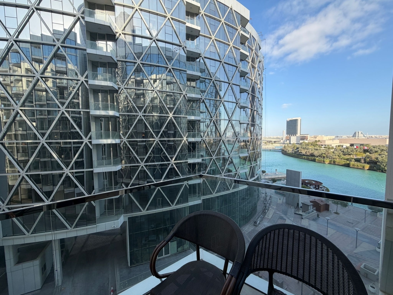 property 4835 image 0