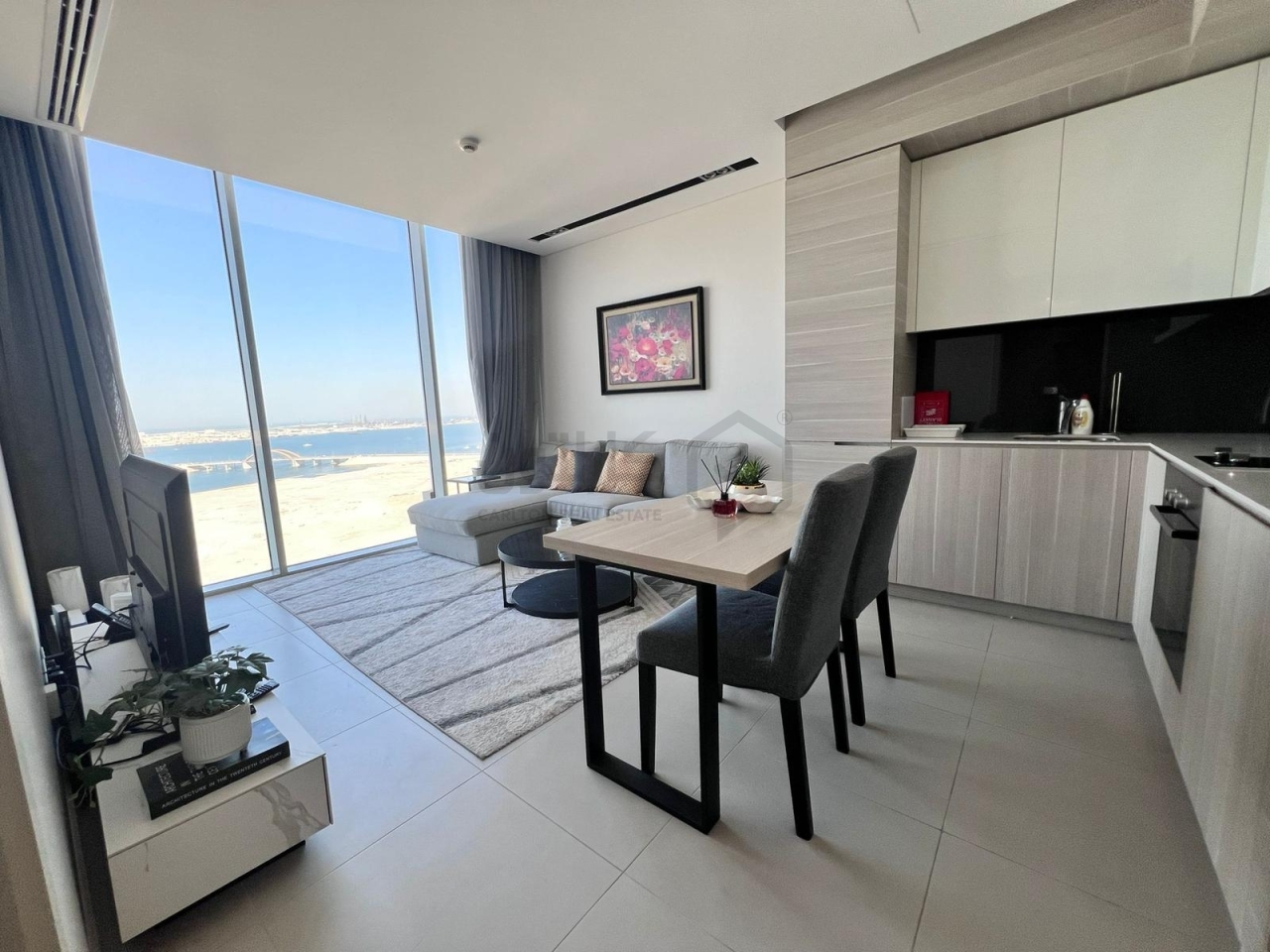 property 4857 image 0