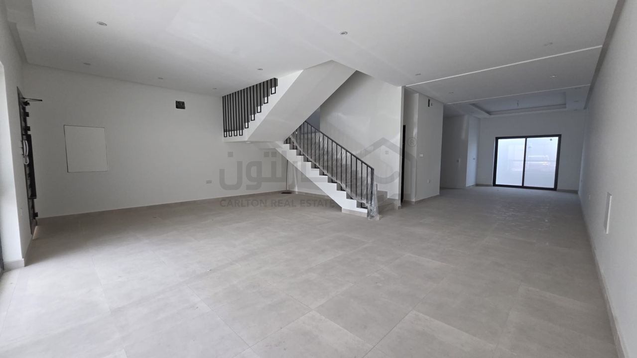 property 4862 image 0