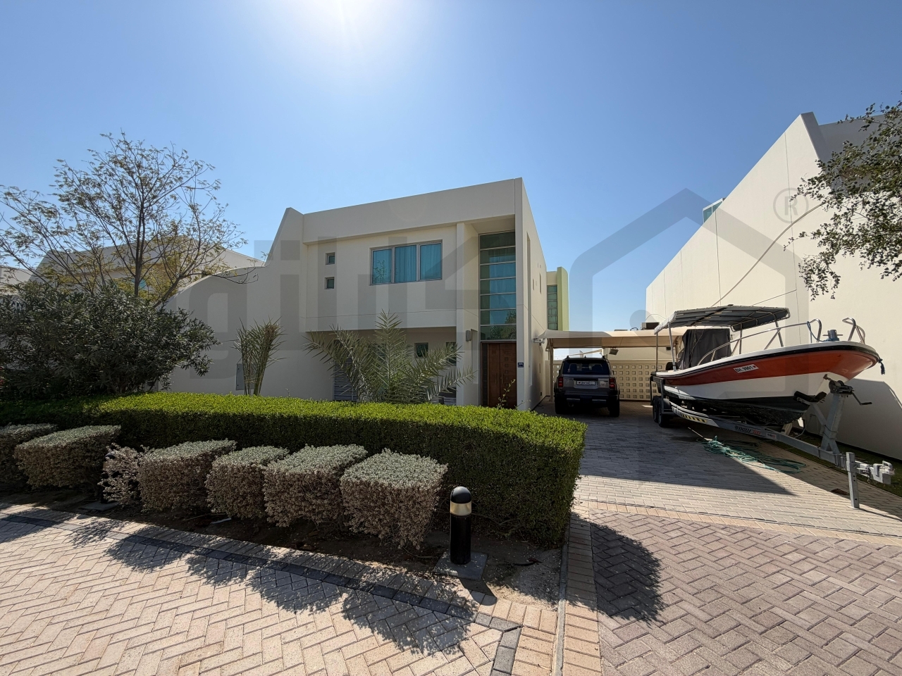 property 4872 image 0