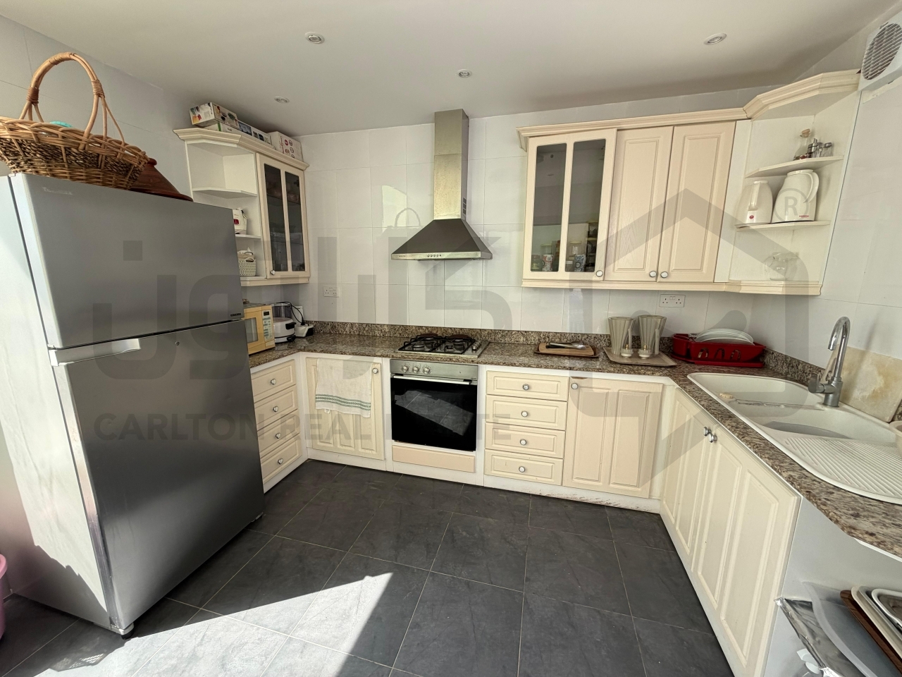 property 4872 image 3