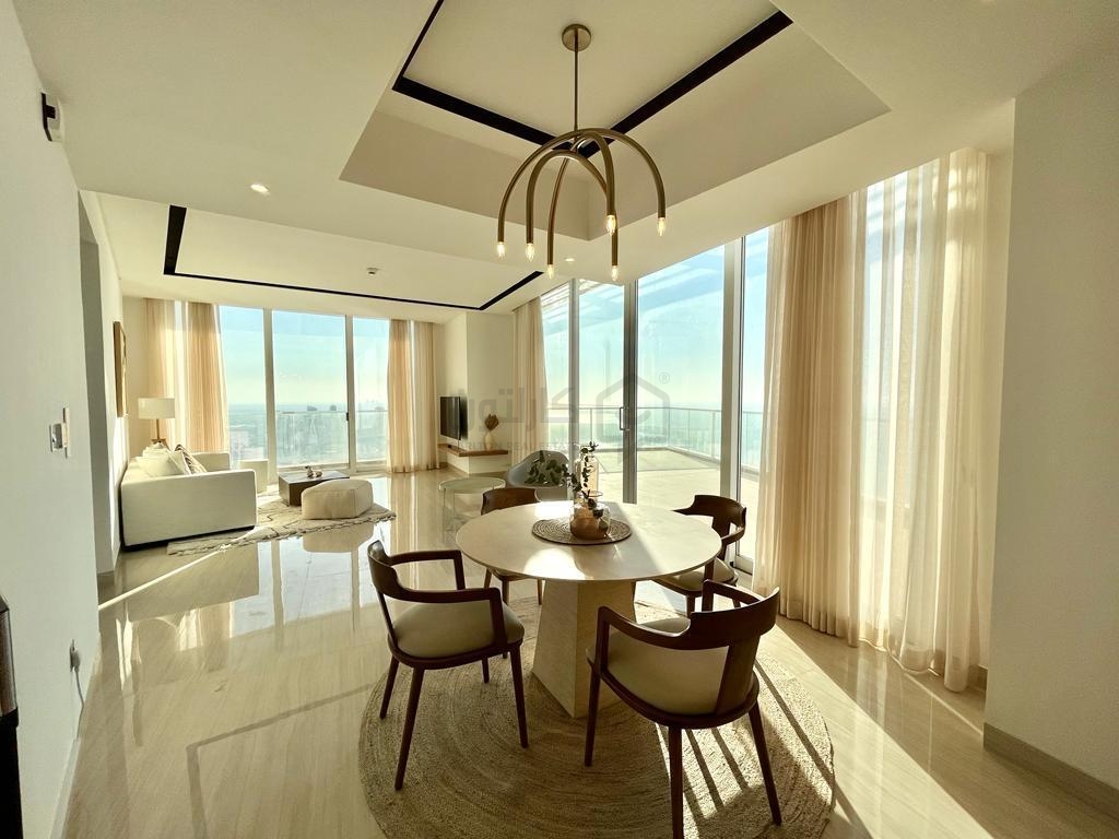 property 4921 image 0