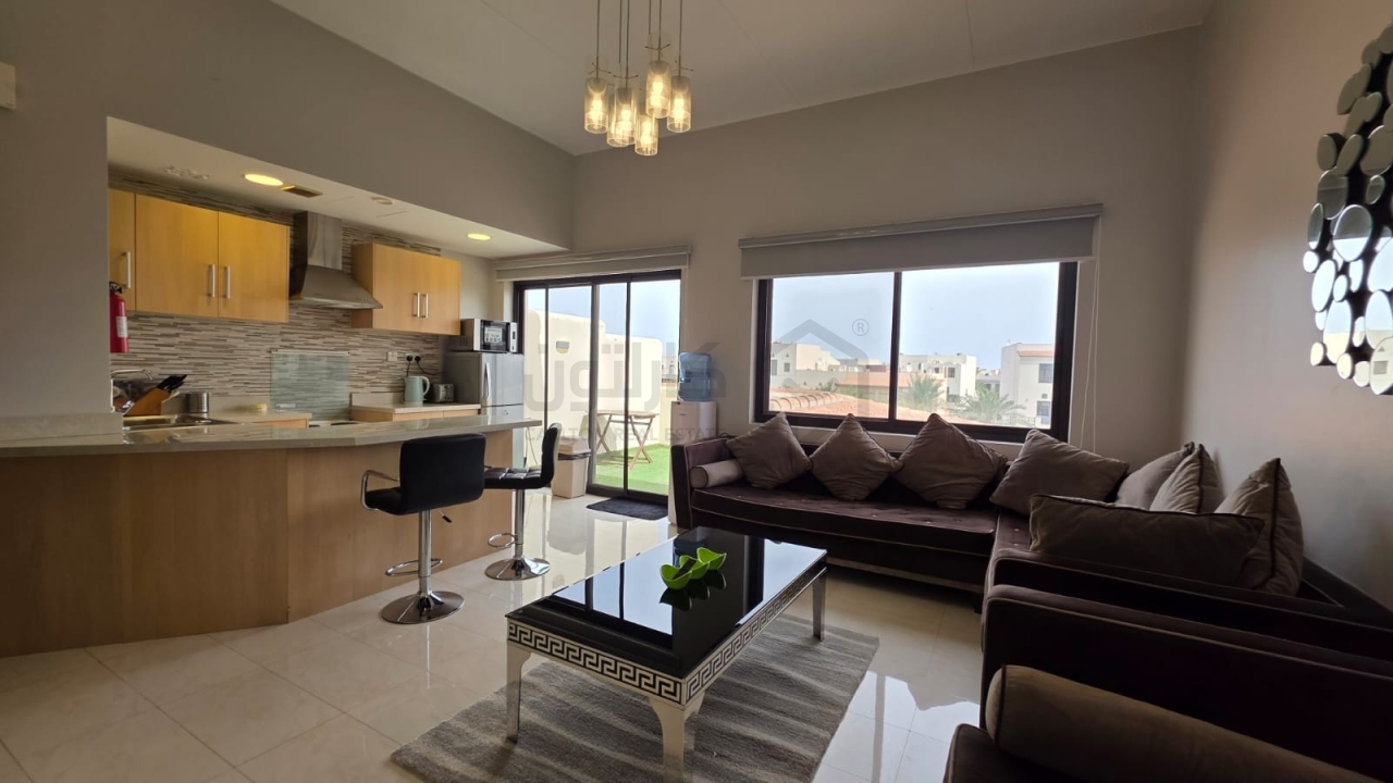property 4923 image 0